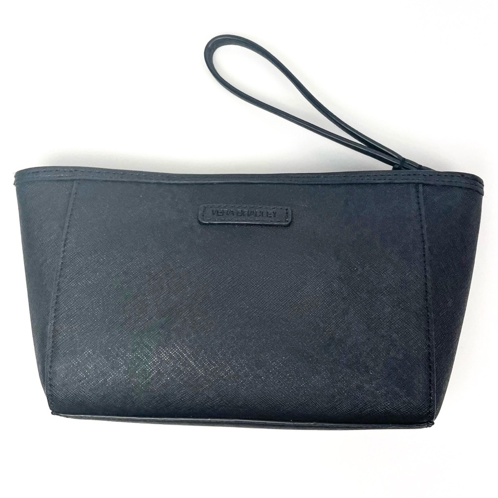 NWOT Vera Bradley Laser Cut Black & White Flower Faux Leather Wristlet